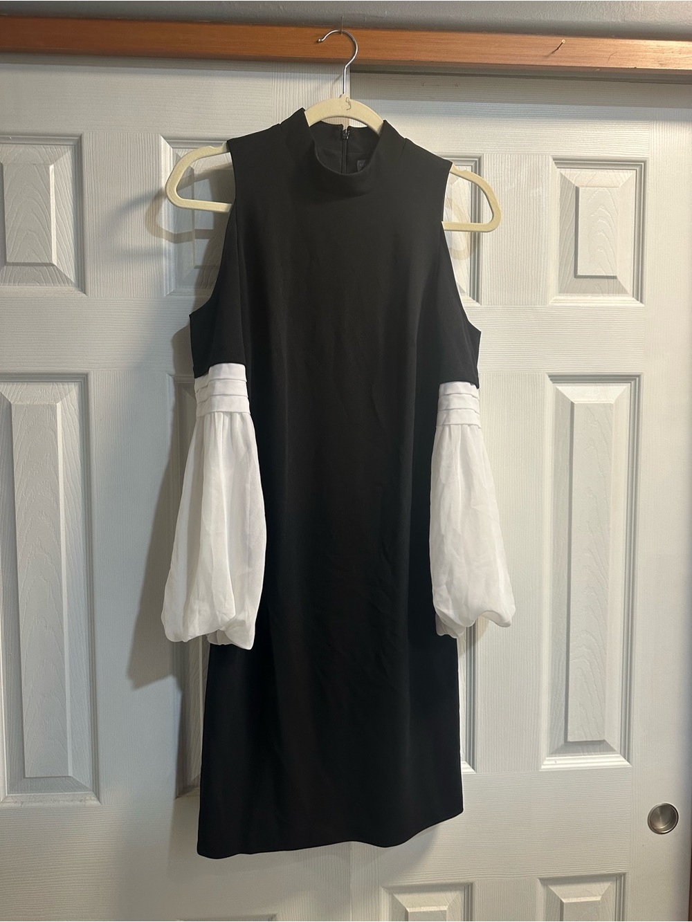Vince Camuto Black Mini Dress with White Puff Sleeve Insets